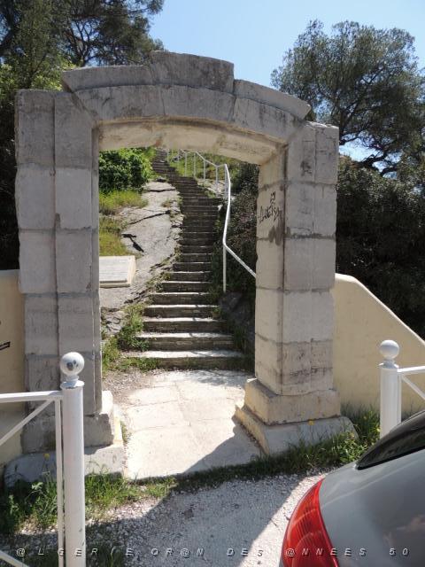 2018 04 21 NOTRE DAME DE CAP FALCON AU CAP BRUN DE TOULON (10).JPG